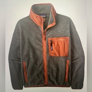 Women’s Patagonia Synchilla Fleece Jacket. Medium. NWT. Buckle/Burl Red